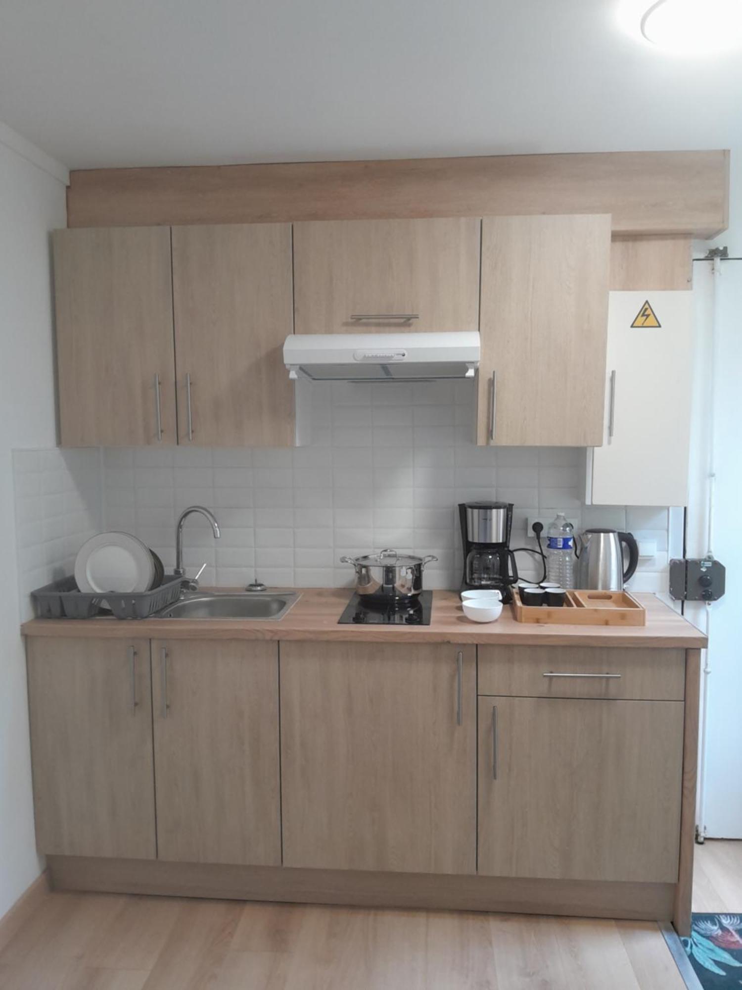 Bel Appartement A Deux Pas De Paris Saint-Ouen  ภายนอก รูปภาพ